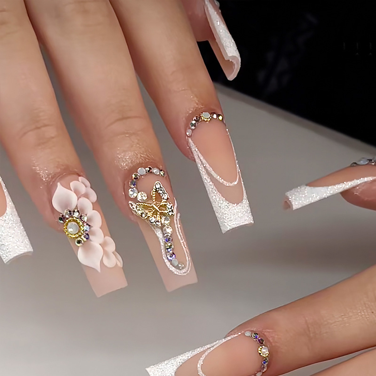 24Pcs Flower French Fake Nail  - Nail Art Press On 评论和价格