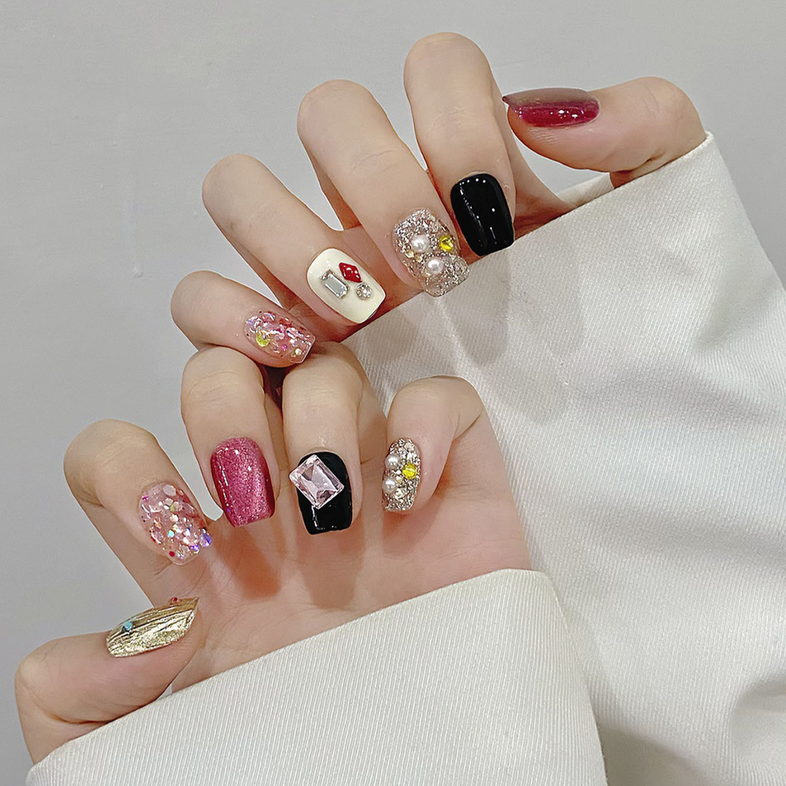 Handmade Press on Nails Glitte - Nail Art Press On 评论和价格